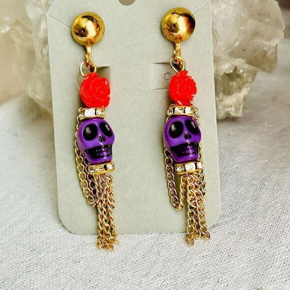 Howlite Scull Day Of the Dead Halloween Dangle Earrings Non-Pierced - Picture 4 of 4
